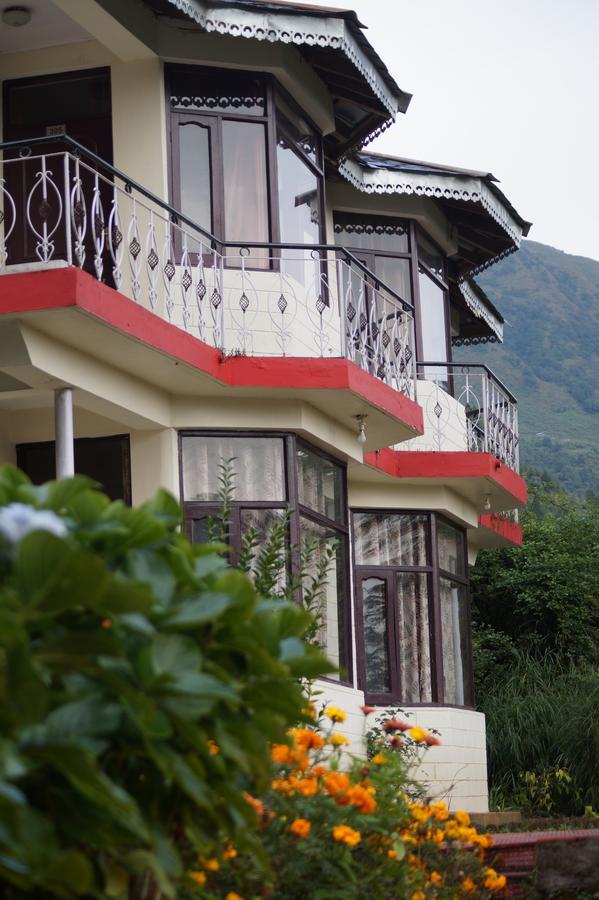 Hotel Shivalay Dharamshala Eksteriør bilde